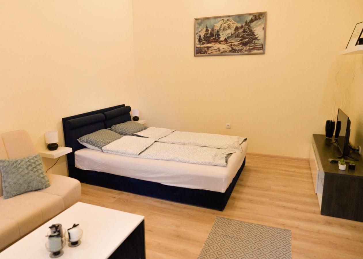 Centrum Apartment Senta Εξωτερικό φωτογραφία